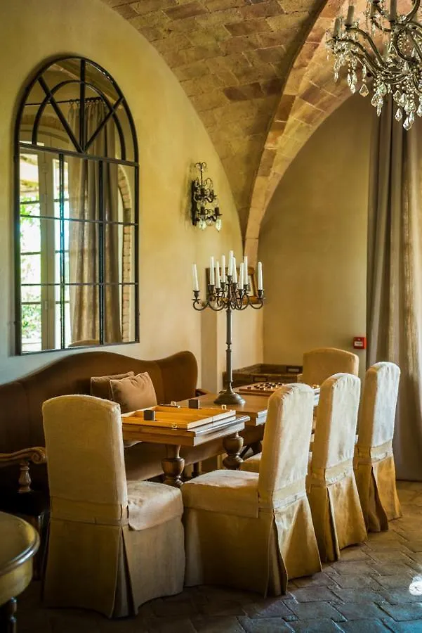 Bed and Breakfast Relais Sant'Elena à Bibbona Couette-café