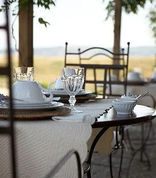 Bed and Breakfast Relais Sant'Elena Bibbona 2*,