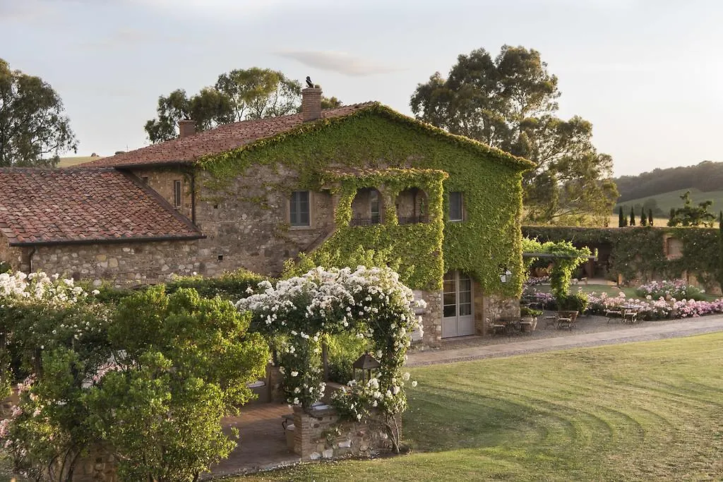 Bed and Breakfast Relais Sant'Elena Bibbona 2*,